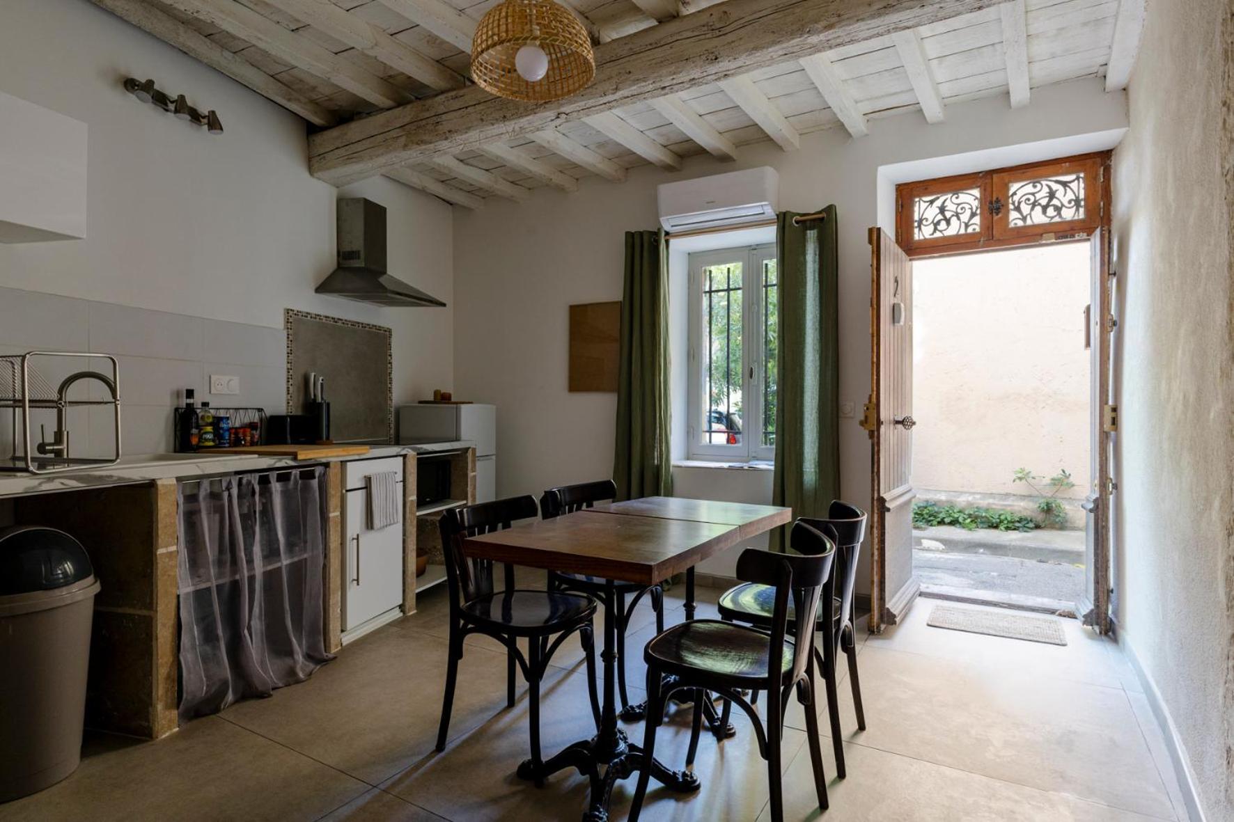 Charmante Maison En : La Roquette